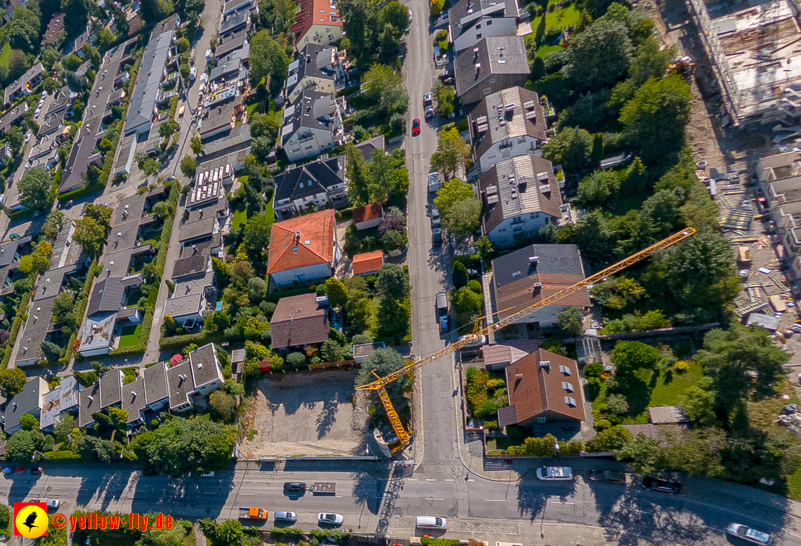 02.09.2022 - Baustelle Grundschule am Karl-Marx-Ring und Villa in der Niederalmstraße 16 in Neuperlach